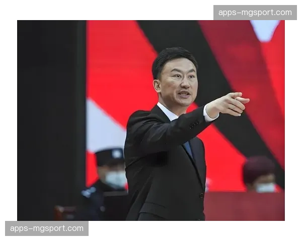 青岛刘维伟面对魔鬼赛程，内线轮换短缺考验战术应变